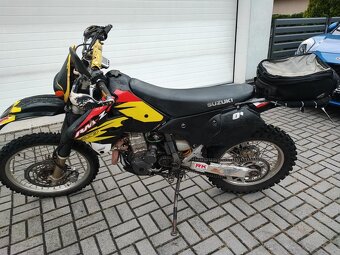 Suzuki DR-Z400 - 2