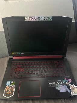 Acer Nitro 5 AN515-52 - 2