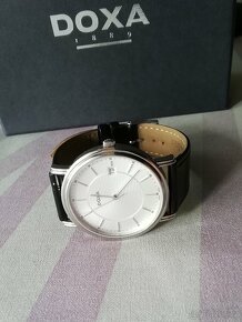 Hodinky DOXA - 2