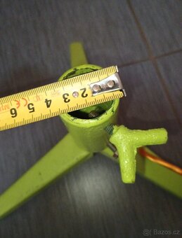 Stojánek na vánoční stromek - 2