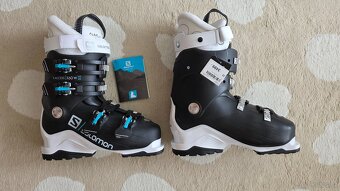 Nové dámské lyžáky Salomon vel.25/25,5 - 2