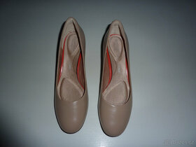 Kožené starorůžové lodičky zn. Rockport, vel. 39 - 2