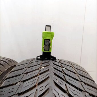 17" PNEU – 235/65/R17 – CELOROČNÍ - NOKIAN - 2