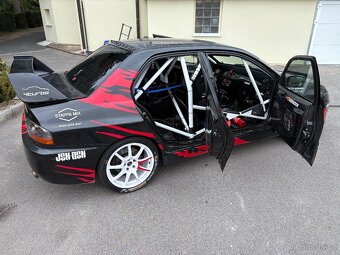 Mitsubishi Lancer Evo IX MR - 2