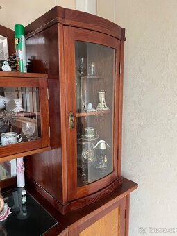 Starožitný nábytek - 2