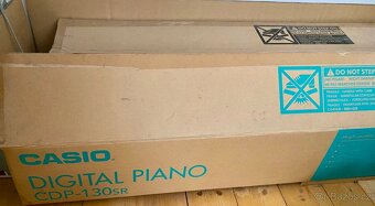 Klavír CASIO - 2