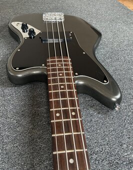 Baskytara Fender Squire Jaguar bass - 2
