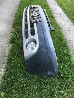 Renault Kangoo 1,4 přední nárazník - 2