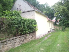 Chalupa nebo dům v Horních Dunajovicích - 2