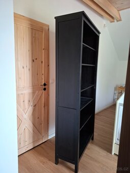 Knihovna IKEA Hemnes - 2