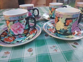 Čínská porcelánová souprava - 2