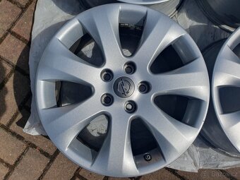 Alu disky OPEL 7Jx17, rozteč 5x115, ET44 - 2