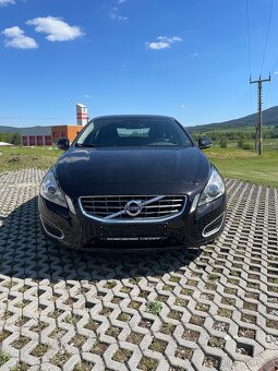 Volvo V60, 1.6 T4 132 Kw Momentum  TOP STAV - 2