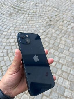 Apple iPhone 13 - 2