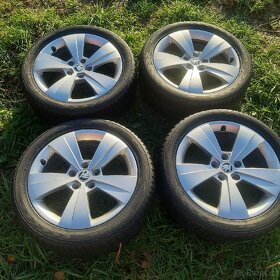 Alu sada Helios Škoda Octavia Superb letni R17 - 2