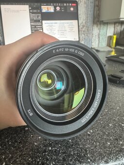 Objektiv Sony G OSS SEL 18-105 mm (APS-C) - 2