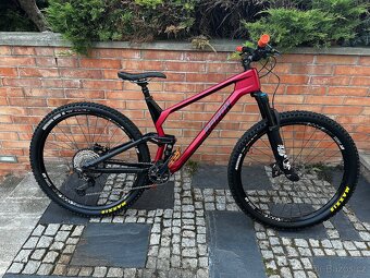 Radon skeen trail, CF 9.0, 20” - SLEVA - 2