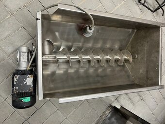 Prodám nerezový otáčivý stojan na sudy 225-300 litrů - 2