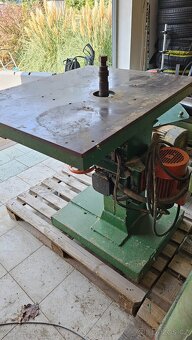 Spodní frézka domácí výroby - 2