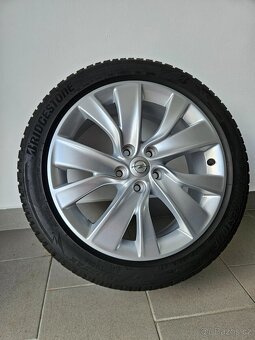 Orig. Opel Insignia 5x115 Zimní 235/45/18 - - 2