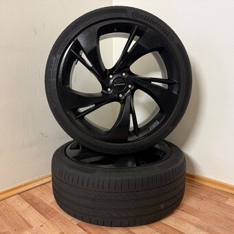 PEUGEOT 3008 5x108 R20 ET44+LETNÍ 235/40R20 4,5mm - 2