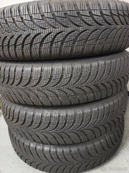 BMW i3 zimní sada Styling 427 pneu 155 70 19 DOT 20 7mm - 2