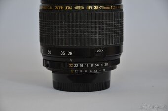 Tamron AF SP 28-75 mm f/2,8 XR Di LD (IF) Asp. Macro (Nikon) - 2