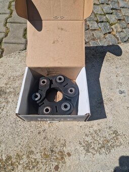 E90/E91 zadní hardy spojka MEYLE HD 26117527392 - 2