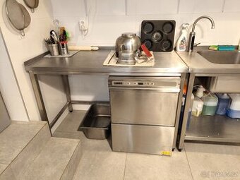 Myčka gastro na sklo Zanussi NUC3DP - 2