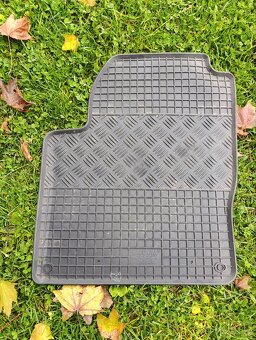 Gumové koberce VW Sharan - 2