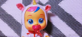 FANCY - PANENKA RONÍCÍ SKUTEČNÉ SLZY - 2