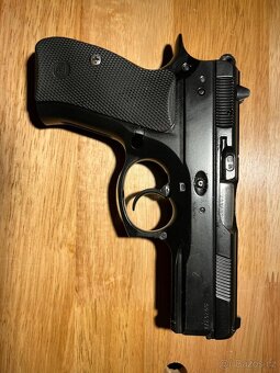 CZ 75 D COMPACT RAIL - 2