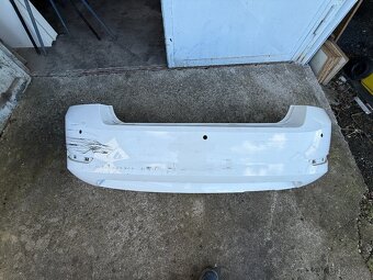 Zadní nárazník Fabia II bílá - 2