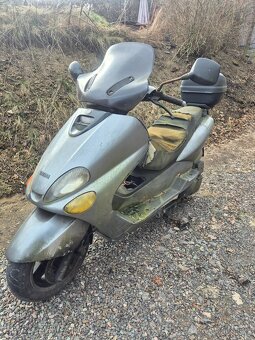 Yamaha Majesty 125 - 2