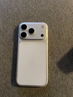 Iphone 17pro - 2