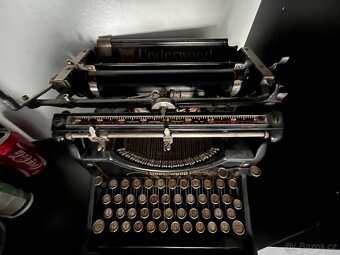 Psací stroj Underwood - 2