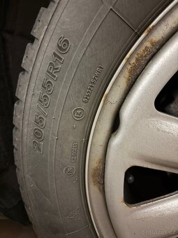 Zimní pneu 205/55/16 - 2