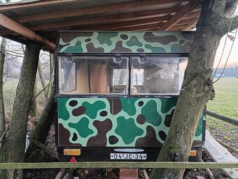 Karavan Racek 300 - 2