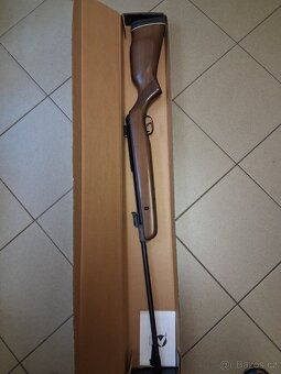 Vzduchovka Gamo. - 2