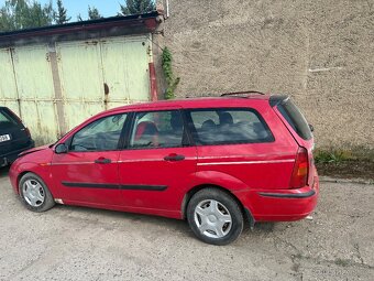 Ford Focus 1.6i 74kW - 2