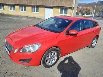 PRODÁM VOLVO V60 - 2