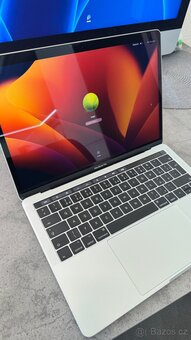 MacBook Pro 2017 Touchbar 250gb - 2