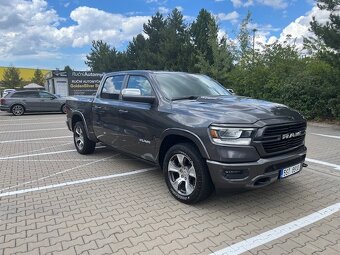 DODGE RAM 2019,5,7 Hemy LARAMIE 4X4/eTorque/8SPEED A/T - 2