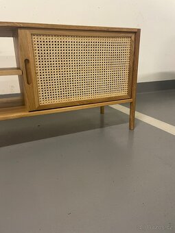 Dubový TV stolek Pola - 2