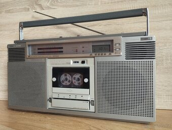SONY CFS-D7 radiomagnetofon - 2
