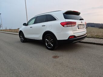Kia Sorento - 2