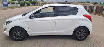Hyundai i20 1.2 Family Space koupeno v ČR 1 majitel Cebia - 2