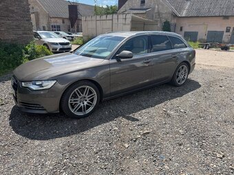 Prodám Audi A6 C7 lehce havarováno 2012 220t km mam potvrzen - 2
