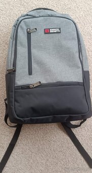 prodám malý batůžek (i na notebook) 25l, nepoužitý - 2