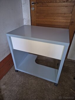 Ikea psaci stul z dětského pokoje - 2